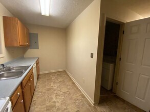 5109 W Raymond St in Indianapolis, IN - Building Photo - Building Photo