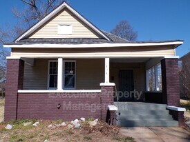 1734 Lee Ave SW in Birmingham, AL - Building Photo