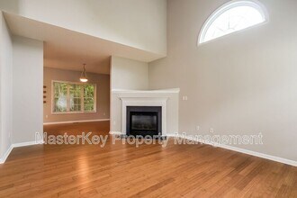2408 Farlow Gap Ln in Raleigh, NC - Building Photo - Building Photo