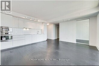 955 Bay St. in Toronto, ON - Building Photo - Building Photo