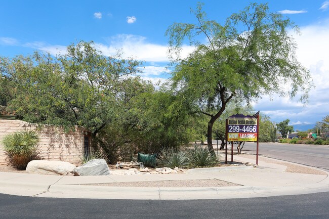 Tanque Verde Casitas in Tucson, AZ - Building Photo - Building Photo