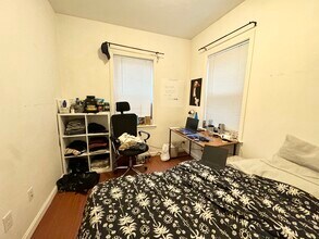 93A Hillside St, Unit 1 in Boston, MA - Building Photo - Building Photo