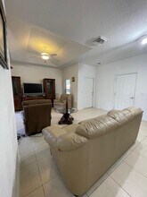 1833 Pelican Dr in Fort Pierce, FL - Building Photo - Building Photo