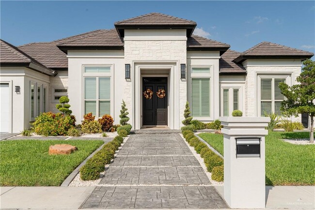 property at 5004 Gumwood Ave