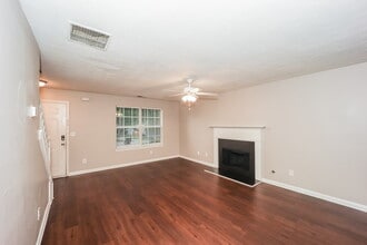 3234 Diamond Bluff in Union City, GA - Building Photo - Building Photo