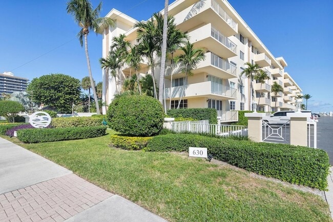 630 Ocean Dr, Unit 412 in Juno Beach, FL - Building Photo - Building Photo