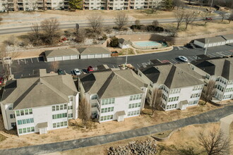 351 Wildwood Dr S in Branson, MO - Building Photo - Building Photo