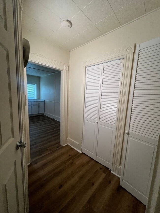 property at 114 S Queen St