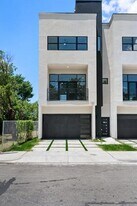 1475 McKee St in Dallas, TX - Building Photo