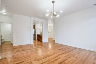 4100 Albion St in Denver, CO - Foto de edificio - Building Photo