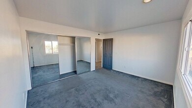 16917 10th St in Huntington Beach, CA - Building Photo - Building Photo