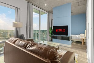 605 N 12th St, Unit ID1313962P in Tampa, FL - Building Photo