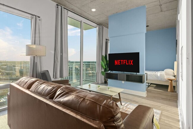 605 N 12th St in Tampa, FL - Foto de edificio - Building Photo