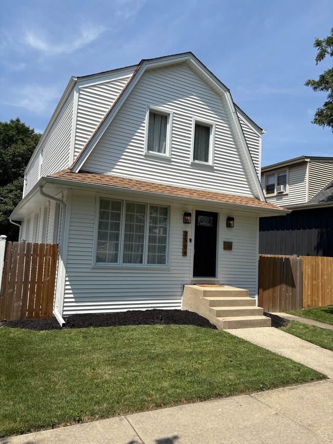 2504 Budd St in River Grove, IL - Foto de edificio - Building Photo