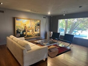 1710 Dorchester Dr in Nichols Hills, OK - Building Photo - Building Photo