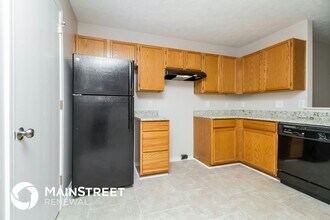 7218 Hidden Lake Dr in Fairview, TN - Foto de edificio - Building Photo