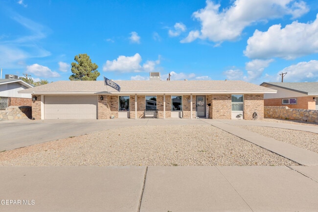 9913 Album Ave in El Paso, TX - Building Photo - Building Photo