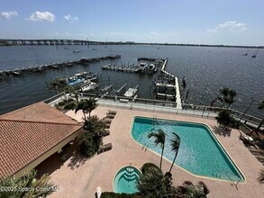 102 Riverside Dr in Cocoa, FL - Building Photo - Building Photo