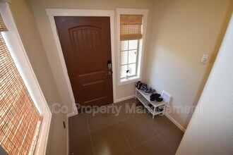 15088 NW Marianna St in Portland, OR - Building Photo - Building Photo