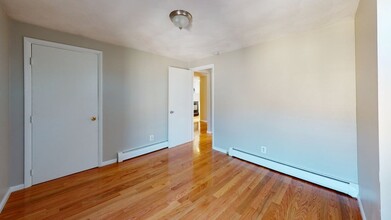 27 Kelley Ct in Boston, MA - Foto de edificio - Building Photo