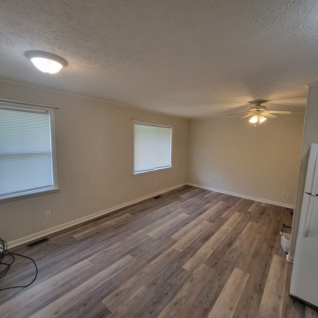 319 N Franklin Ave in Cookeville, TN - Building Photo - Building Photo