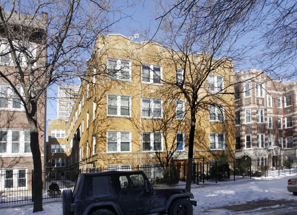 846-848 W Agatite Ave in Chicago, IL - Building Photo