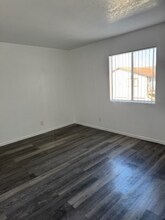 38572 10th Pl E in Palmdale, CA - Building Photo - Building Photo