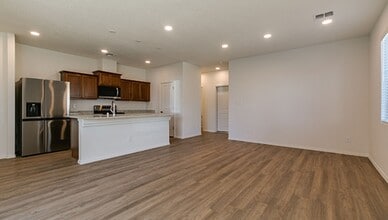 7324 Contenta Ridge in Santa Fe, NM - Building Photo - Building Photo