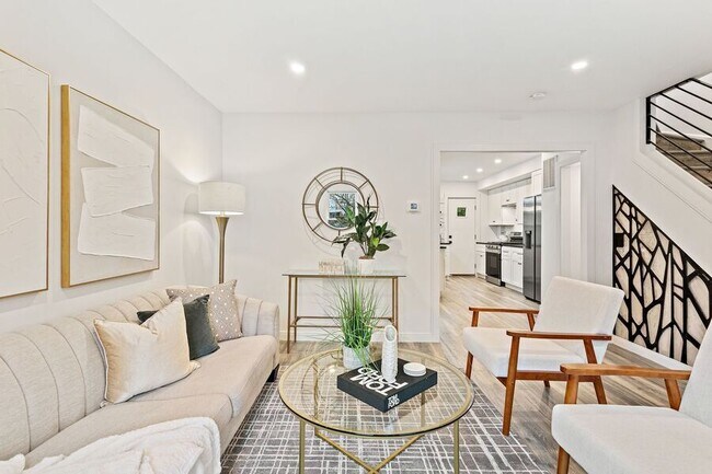 property at 68 Farragut Pl NW