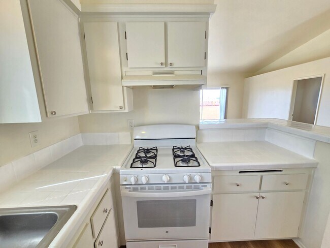 21411 Hacienda Blvd in California City, CA - Building Photo - Building Photo