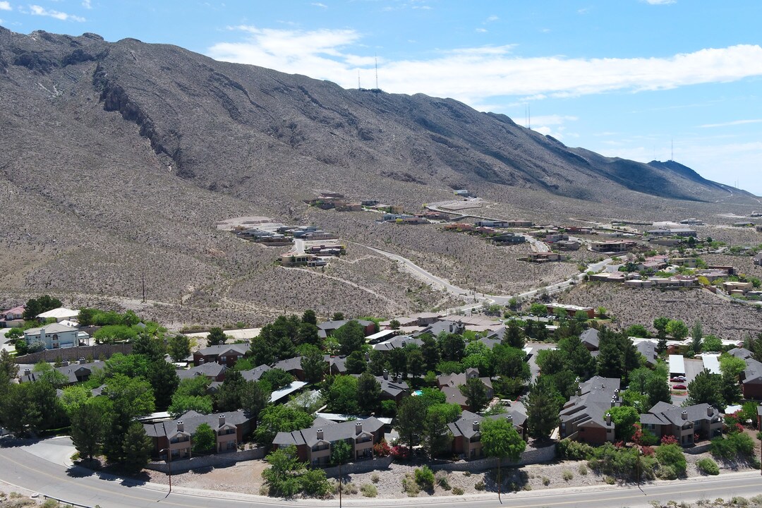 The Pointe in El Paso, TX - Building Photo