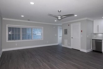 116 Smithtown Blvd in Nesconset, NY - Building Photo - Building Photo