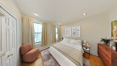 1528 Tremont St, Unit 2 in Boston, MA - Building Photo - Building Photo