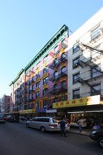 123-125 Mott St in New York, NY - Building Photo - Building Photo