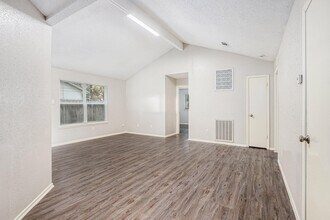 2203 Crosscoach Ln in Katy, TX - Building Photo - Building Photo