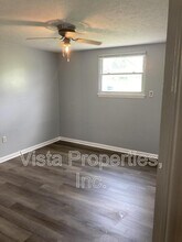 4903 Saddlebrook Ln in Louisville, KY - Building Photo - Building Photo