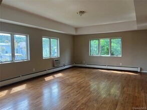 2 Charles St in Nyack, NY - Building Photo - Building Photo