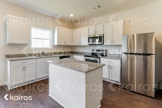 131 Dudley Wy in Cartersville, GA - Building Photo - Building Photo