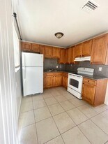 4370 S Mary Cir in Palm Beach Gardens, FL - Building Photo
