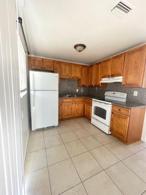 4370 S Mary Cir in Palm Beach Gardens, FL - Foto de edificio
