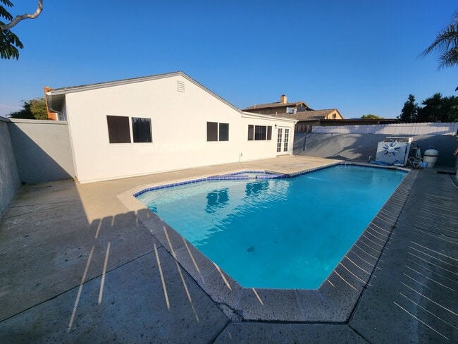 property at 762 Piccard Ave