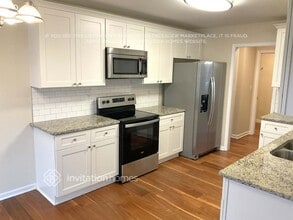 435 Stoney Run Dr in McLeansville, NC - Building Photo - Building Photo