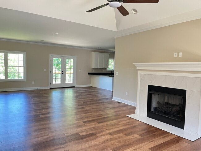 3006 Vicksburg Rd in Johnson City, TN - Building Photo - Building Photo