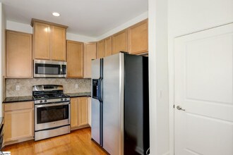 30 Irvington Dr in Greer, SC - Building Photo - Building Photo