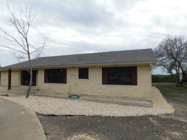 2790 S FM 116 in Kempner, TX - Building Photo