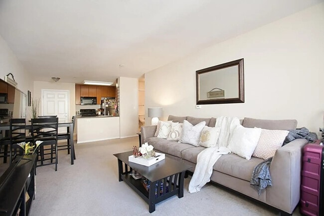1435 India St, Unit 502 in San Diego, CA - Building Photo - Building Photo