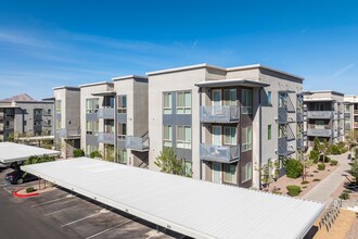 Aviary Apartments in Henderson, NV - Building Photo - Building Photo