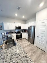 6053 Brylex Ln in Bellview, FL - Building Photo - Building Photo