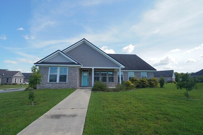 property at 3846 Arbor Dr