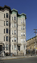 1032 Hudson St Apartments